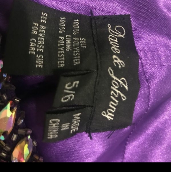 Dress - Picture 4 of 4